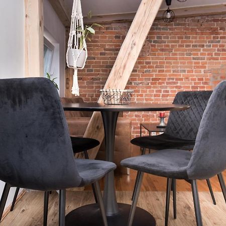 Apartament Nowy Swiat 1 グリヴィツェ エクステリア 写真