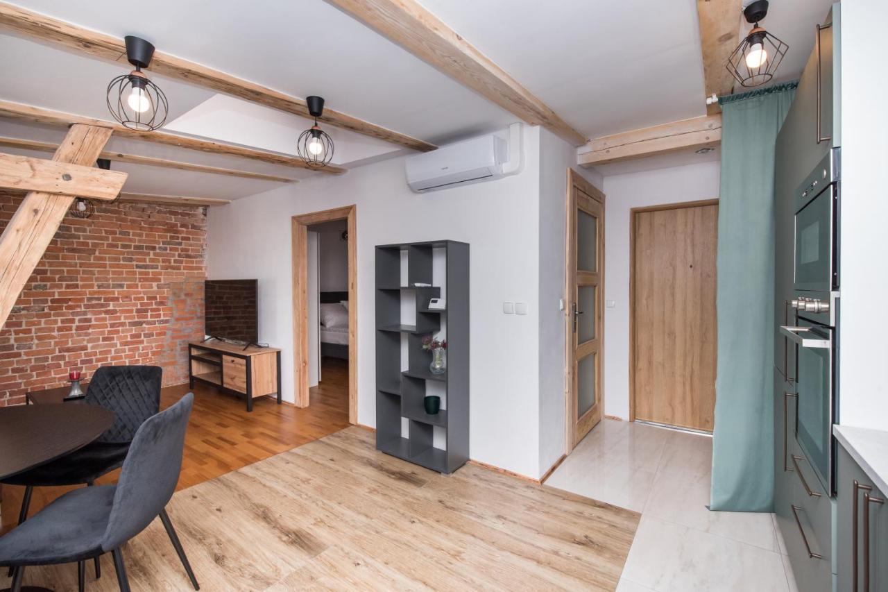 Apartament Nowy Swiat 1 グリヴィツェ エクステリア 写真
