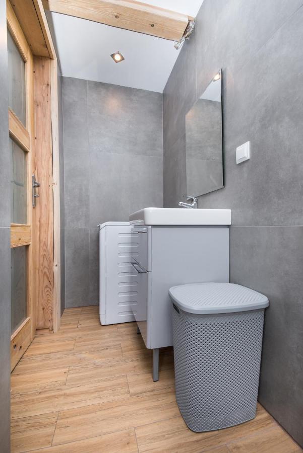 Apartament Nowy Swiat 1 グリヴィツェ エクステリア 写真