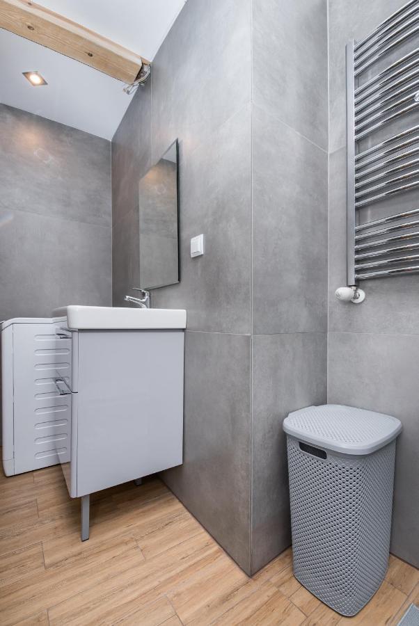 Apartament Nowy Swiat 1 グリヴィツェ エクステリア 写真