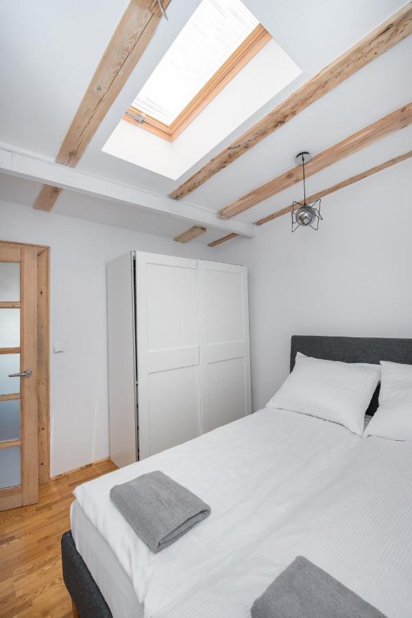 Apartament Nowy Swiat 1 グリヴィツェ エクステリア 写真