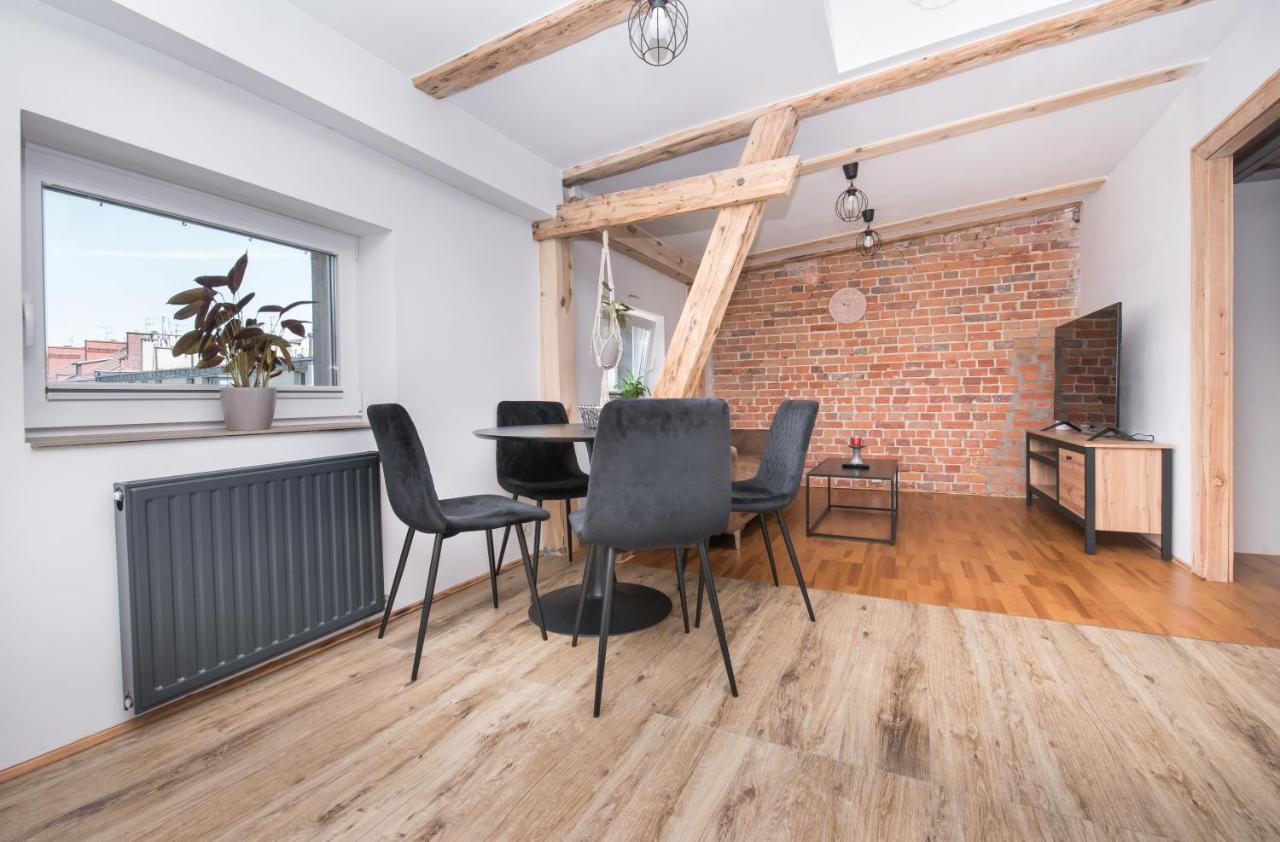 Apartament Nowy Swiat 1 グリヴィツェ エクステリア 写真
